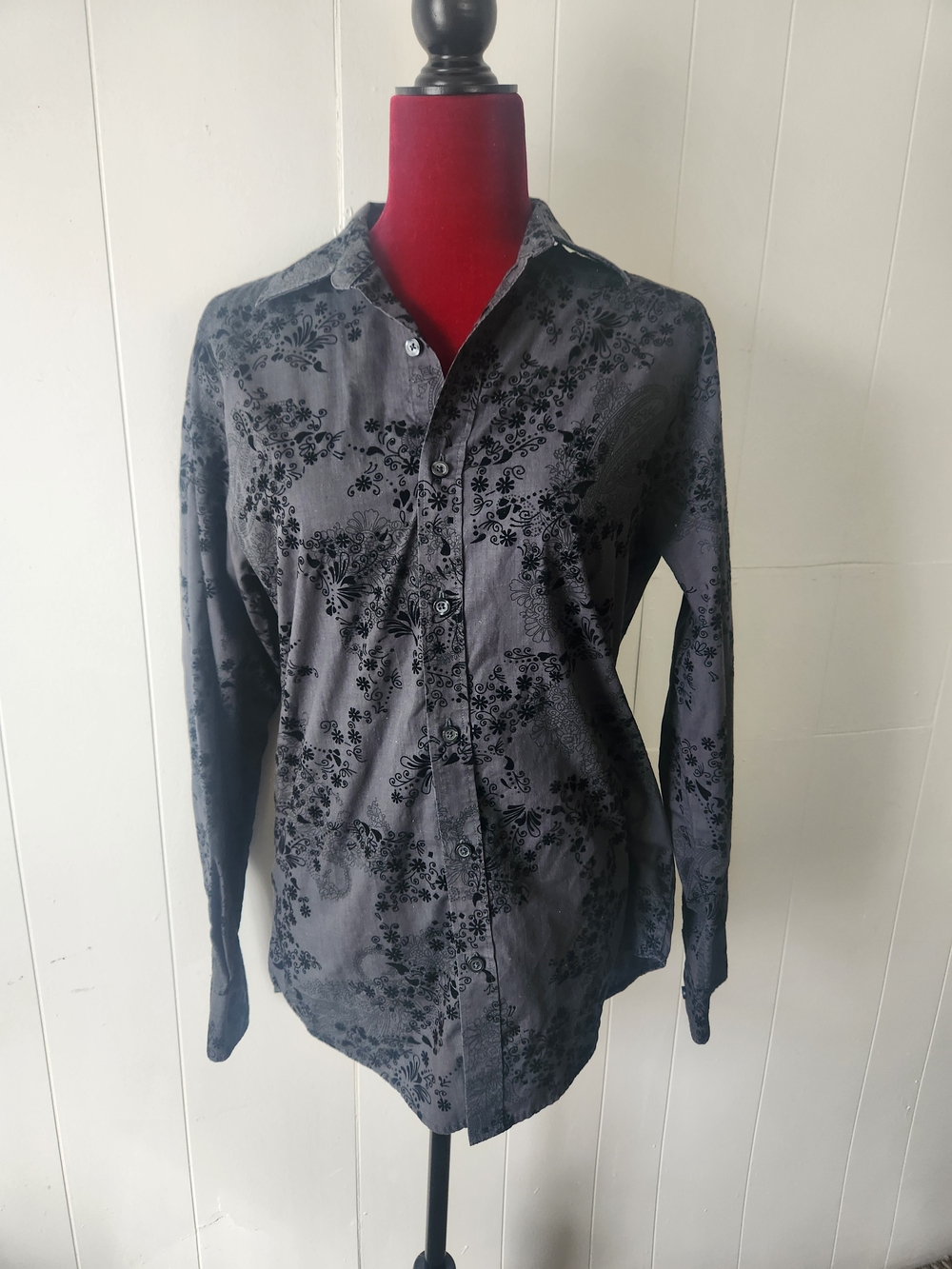 attention Black Floral Button-Down Shirt Size Small